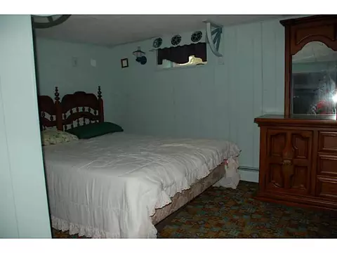 193 Knight St, Woonsocket, RI 02895 photo 16