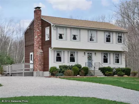 879 Reynolds Rd, Glocester, RI 02814 photo 1
