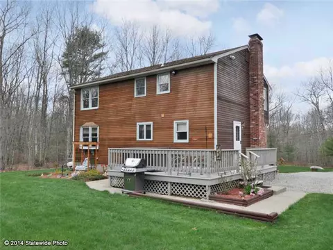 879 Reynolds Rd, Glocester, RI 02814 photo 2