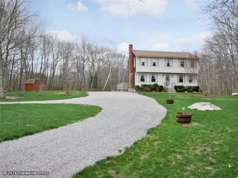 879 Reynolds Rd, Glocester, RI 02814 photo 24