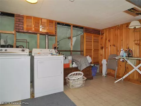 56 Flora Ave, Woonsocket, RI 02895 photo 24
