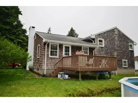 20 Nutmeg Dr, Westerly, RI 02891 photo 4