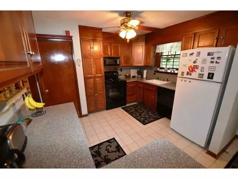 20 Nutmeg Dr, Westerly, RI 02891 photo 11
