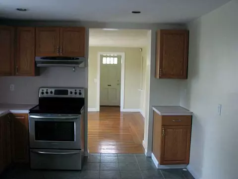 89 Prospect St, Warwick, RI 02886 photo 6