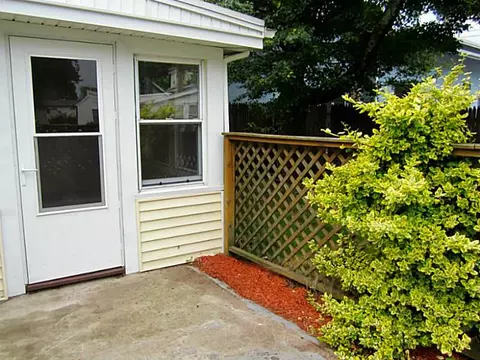 108 Glendale Ave, Warwick, RI 02889 photo 13