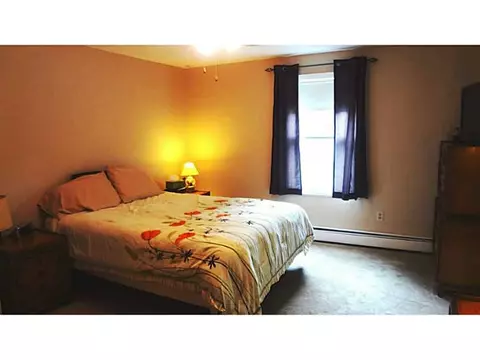 7 Ormand Dr, Barrington, RI 02806 photo 9