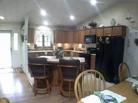 5686 Flat River Rd, Coventry, RI 02827 photo 5