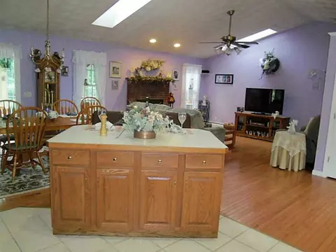 5686 Flat River Rd, Coventry, RI 02827 photo 6