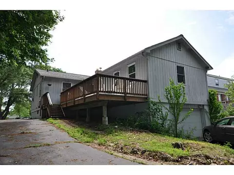 46 Bellevue Ave, Westerly, RI 02891 photo 3