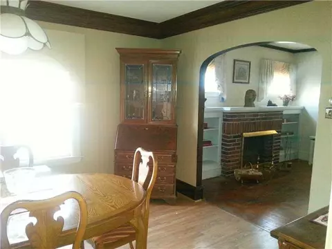 156 Carnation St, Woonsocket, RI 02895 photo 8