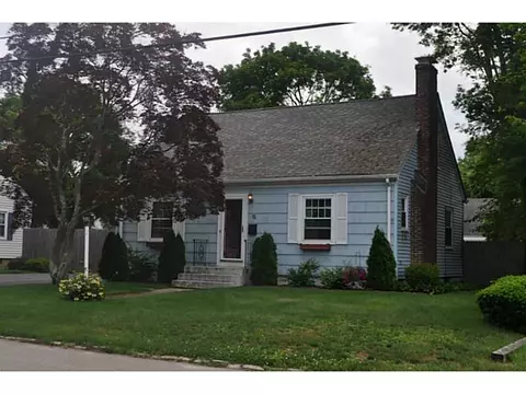 76 Cavalcade Blvd, Warwick, RI 02889 photo 1