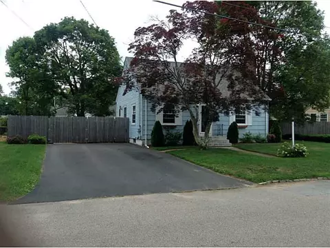 76 Cavalcade Blvd, Warwick, RI 02889 photo 24