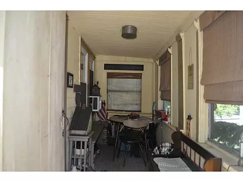 187 Orchard St, Woonsocket, RI 02895 photo 9
