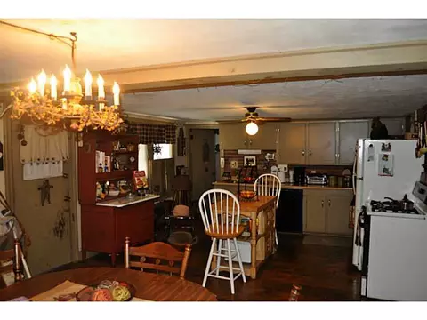 187 Orchard St, Woonsocket, RI 02895 photo 10