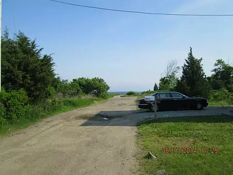 69 Spadina Ave, Warwick, RI 02889 photo 3
