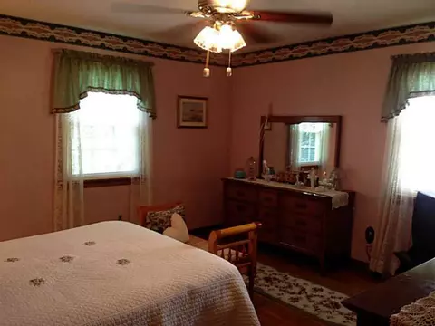 874 Elm St, Woonsocket, RI 02895 photo 11