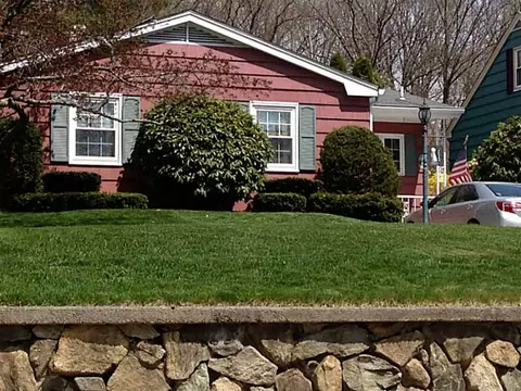 874 Elm St, Woonsocket, RI 02895 photo 1