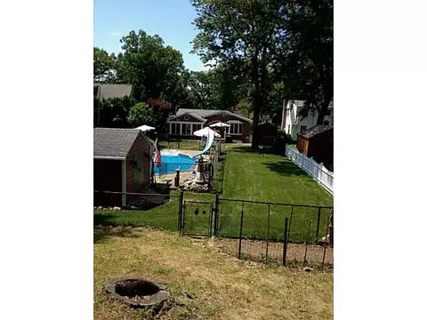 874 Elm St, Woonsocket, RI 02895 photo 23