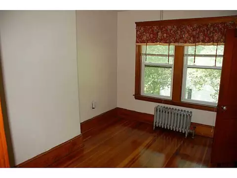 68 Gaskill St, Woonsocket, RI 02895 photo 13