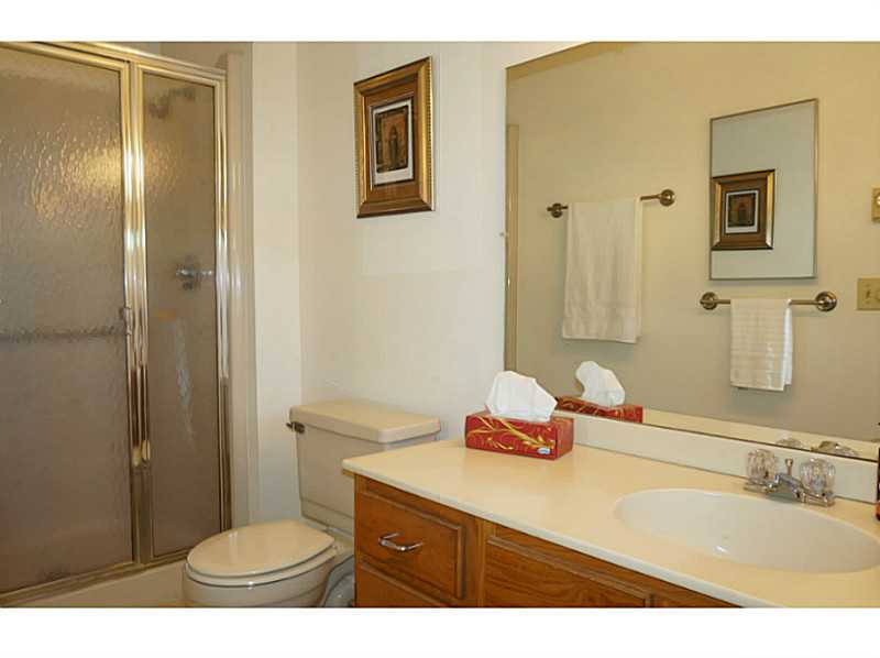 313 Chatham Cir, Warwick, RI 02886 photo 8