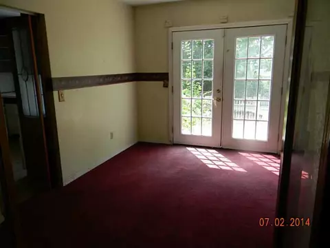 136 Eastgate Dr, Warwick, RI 02886 photo 9