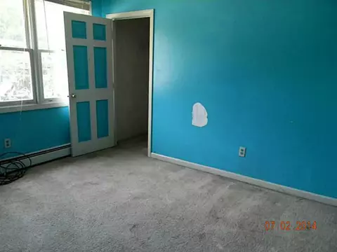 136 Eastgate Dr, Warwick, RI 02886 photo 8