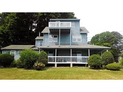 38 Ogden Ave, Warwick, RI 02889 photo 1