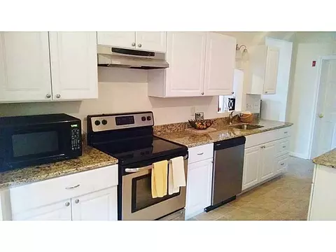 38 Ogden Ave, Warwick, RI 02889 photo 15