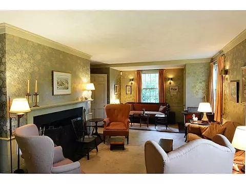 89 Beach St, Westerly, RI 02891 photo 7