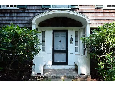 89 Beach St, Westerly, RI 02891 photo 6