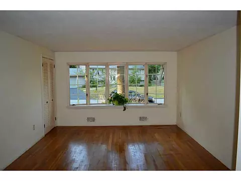 10 Haley Rd, Warwick, RI 02889 photo 3
