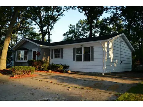 10 Haley Rd, Warwick, RI 02889 photo 1