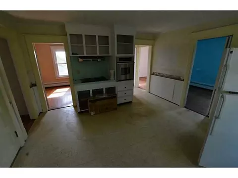 5 James St, Westerly, RI 02891 photo 4