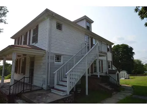 5 James St, Westerly, RI 02891 photo 2