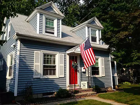 65 Chapmans Ave, Warwick, RI 02886 photo 1