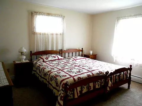 182 Getchell Ave, Woonsocket, RI 02895 photo 12