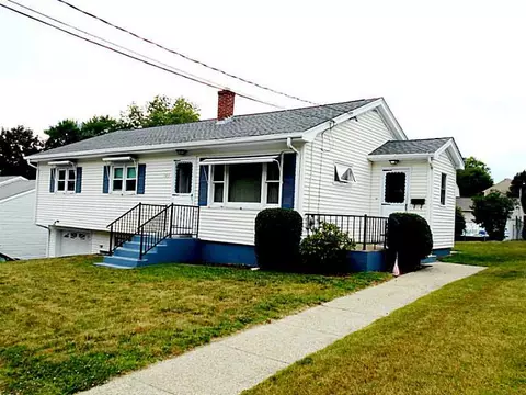 182 Getchell Ave, Woonsocket, RI 02895 photo 2