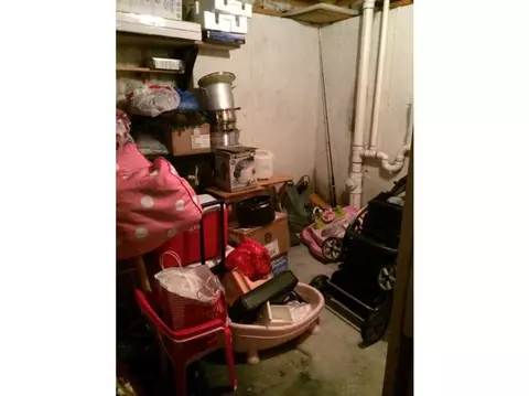 476 Cass Ave, Woonsocket, RI 02895 photo 9