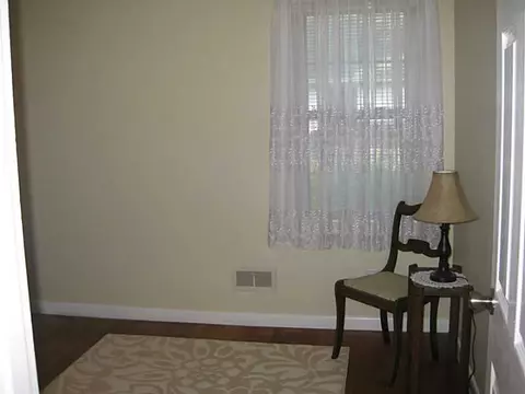60 Buttonwoods Ave, Warwick, RI 02886 photo 17