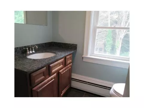 255 Commonwealth Ave, Warwick, RI 02886 photo 18