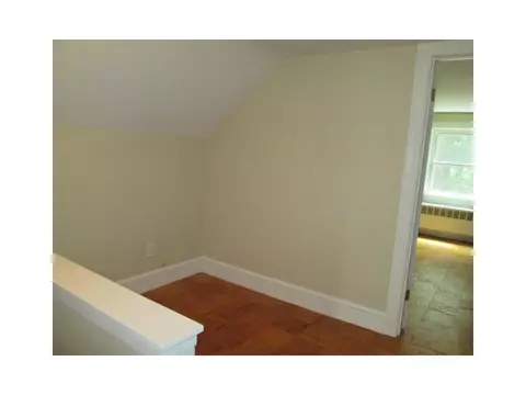 255 Commonwealth Ave, Warwick, RI 02886 photo 21