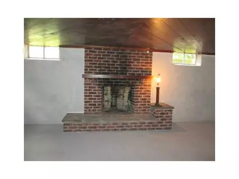 255 Commonwealth Ave, Warwick, RI 02886 photo 24