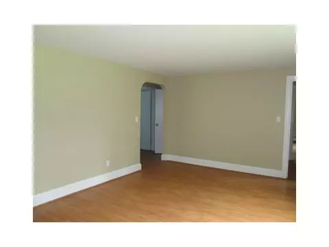255 Commonwealth Ave, Warwick, RI 02886 photo 13
