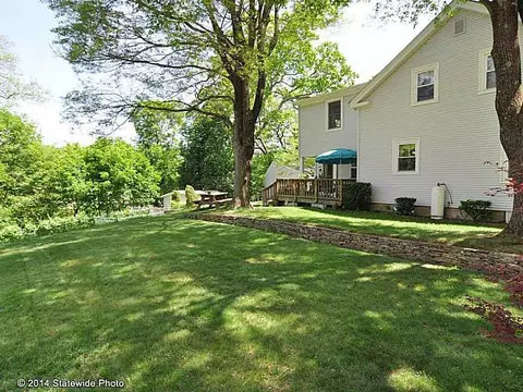 101 Maple Ave, West Warwick, RI 02893 photo 22