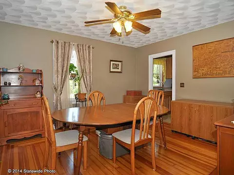 101 Maple Ave, West Warwick, RI 02893 photo 11
