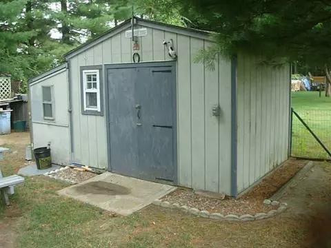 115 Endicott Dr, Warwick, RI 02886 photo 5