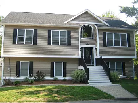 49 Grange Ave, Woonsocket, RI 02895 photo 25