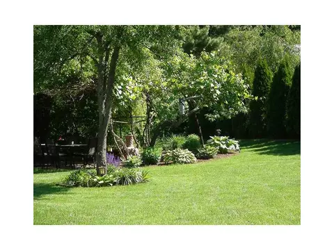 194 Walnut Hill Rd, Woonsocket, RI 02895 photo 16