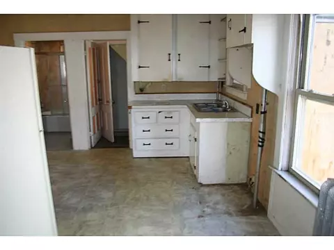 388 Elm St, Woonsocket, RI 02895 photo 5