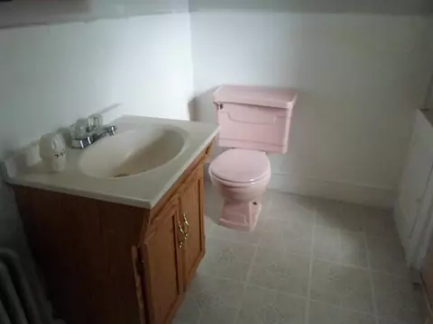 719 Fairmount St, Woonsocket, RI 02895 photo 10